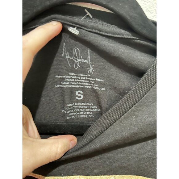 NEW Michael Jackson's Thriller Shirt, Size S - Picture 2 of 2